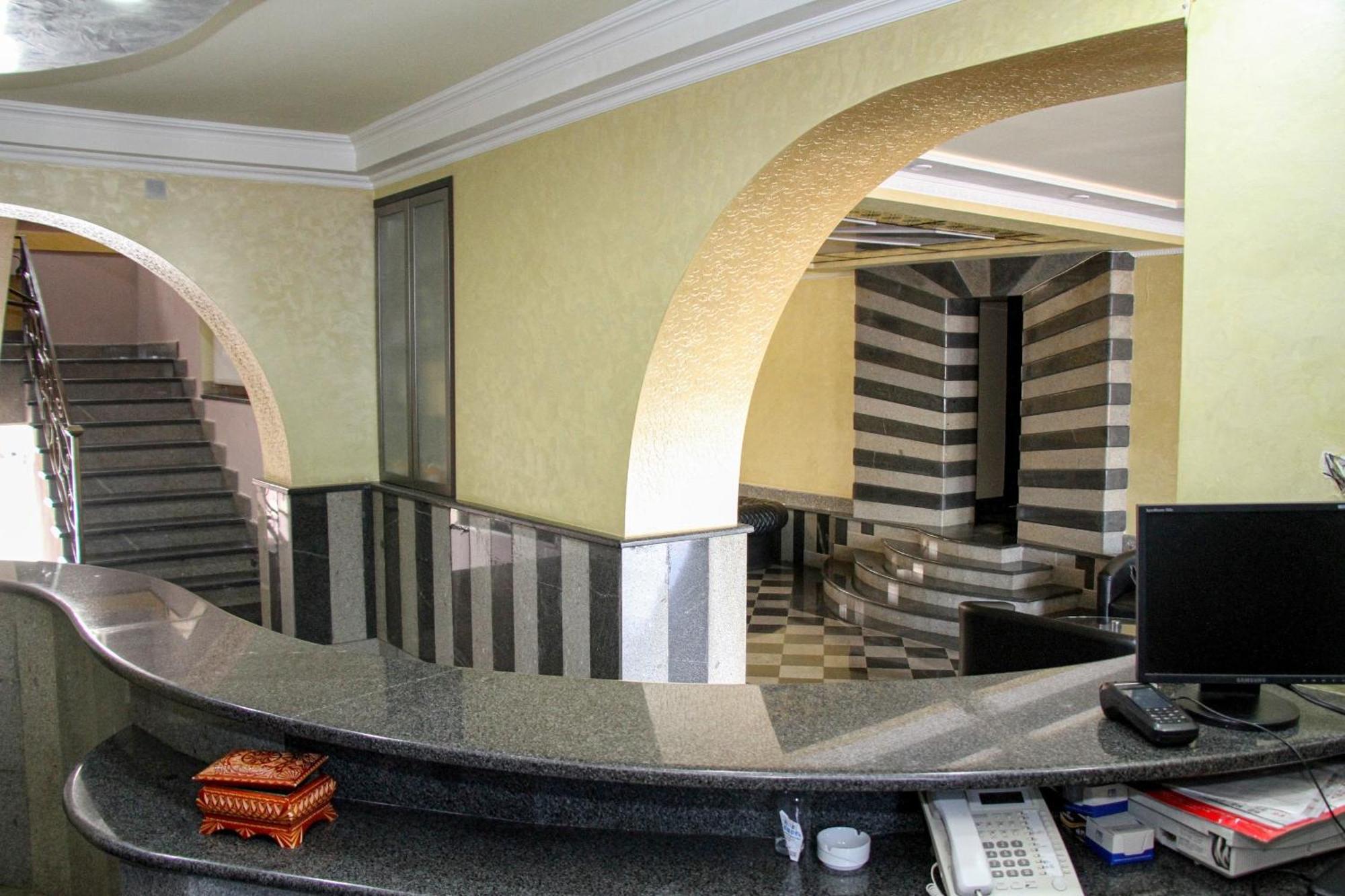 Grand Hotel Kapan, Armenia Екстериор снимка